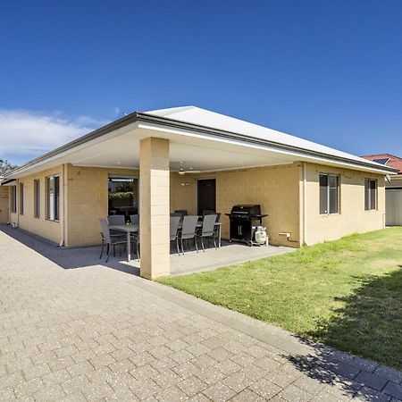 Estuary Break In Erskine Villa Mandurah Exterior photo