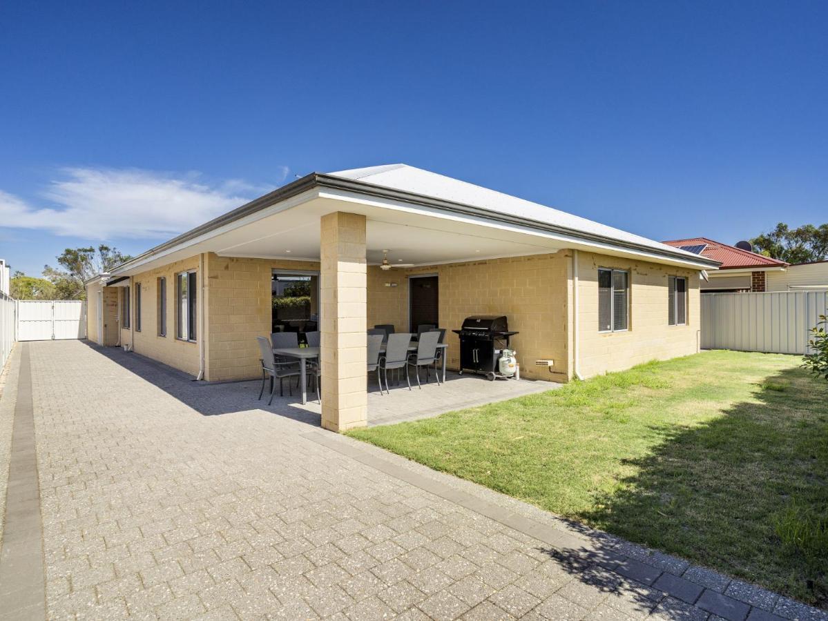 Estuary Break In Erskine Villa Mandurah Exterior photo